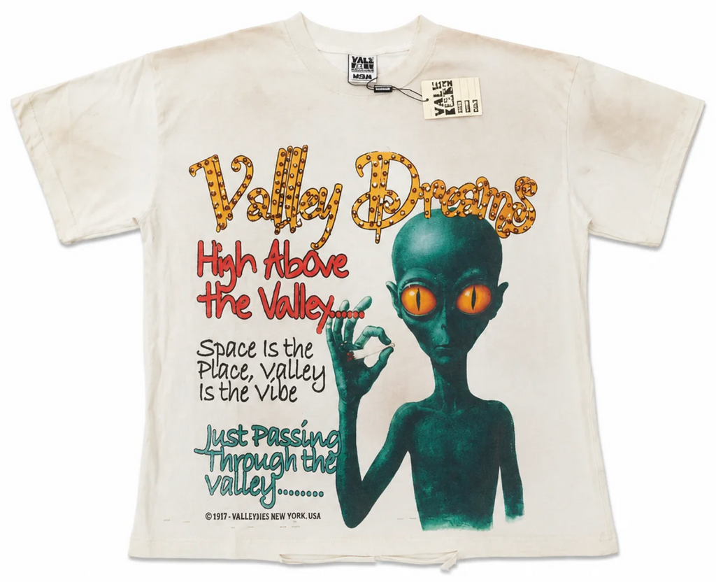 Camiseta Vale Forever “High Above The Valley” Alien Tee White
